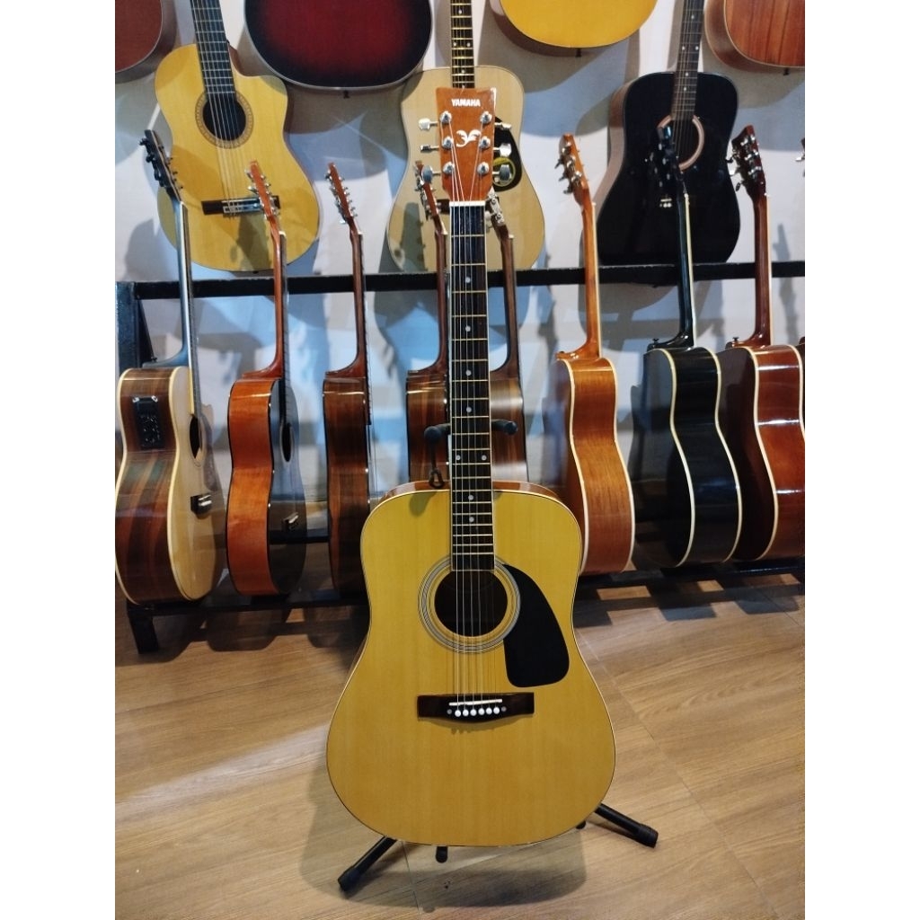 gitar yamaha f310 custom