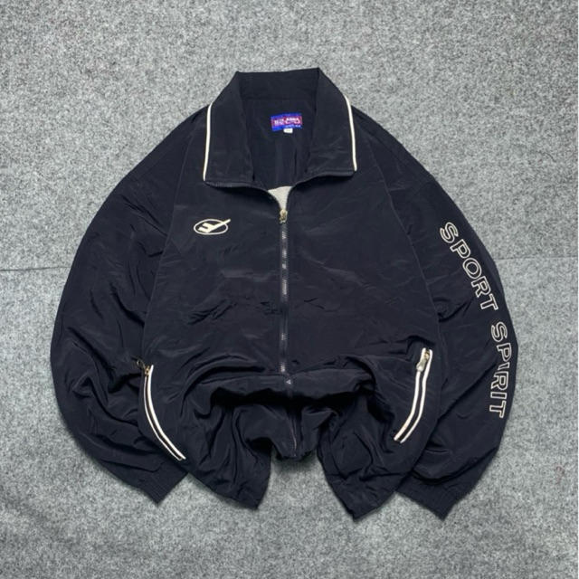 Windbreaker jacket prospecs