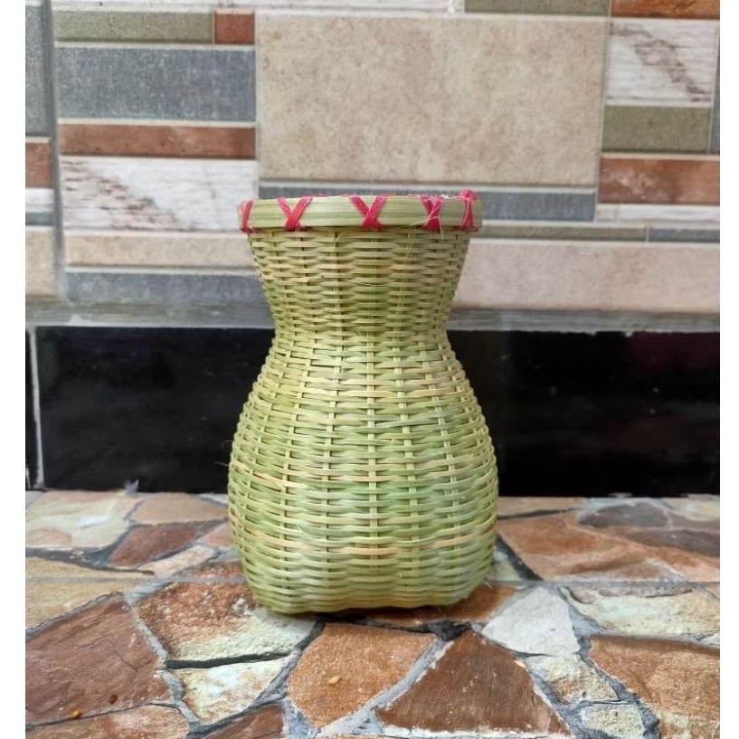 KEPIS IKAN BAMBU KAPASITAS SETENGAH KILO