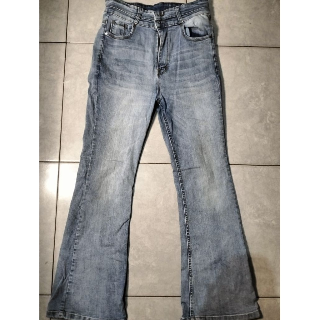 Celana Jeans Bootcut LP = 70-75  P = 102 ( Preloved )