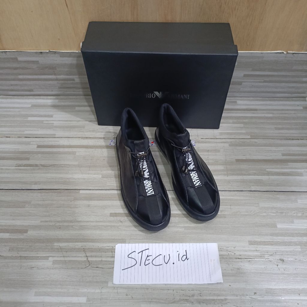 sepatu pria sneaker cowok ea slip on hitam