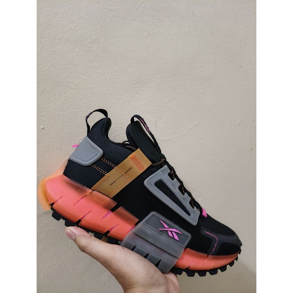 Sepatu IMPROT Rebok Zig Kinetica