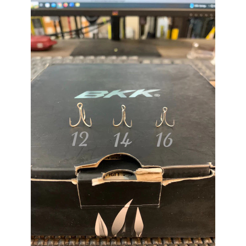 Treble Hook BKK Fangs 6066-3X-NP / Treble Hook Ultralight