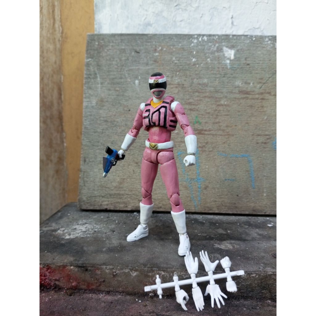 shf power rangers in space pink action figure megarangers