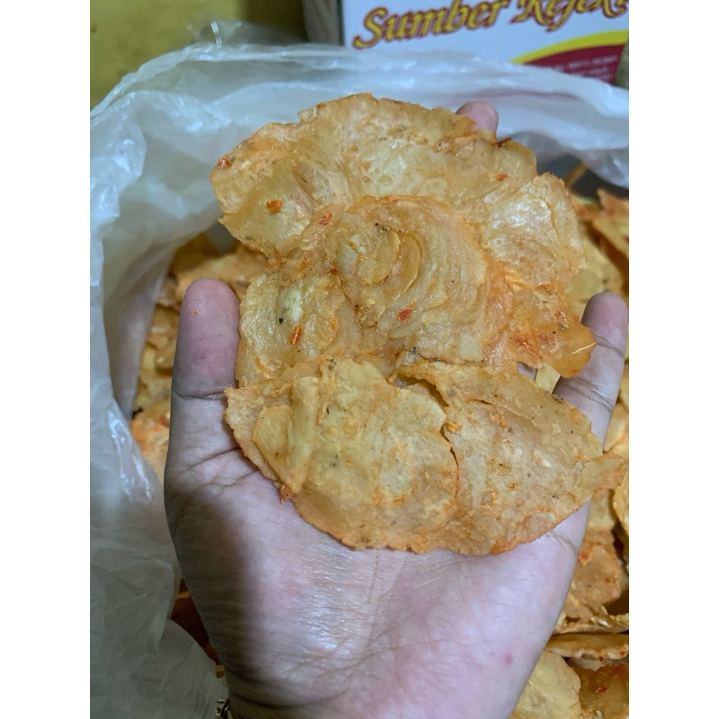 

emping pecahan besar rasa pedas manis bawang ketumbar 1/4 kg