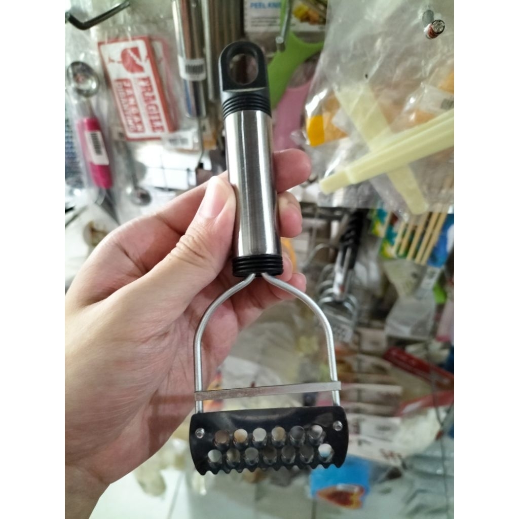 

parutan keju gondrong