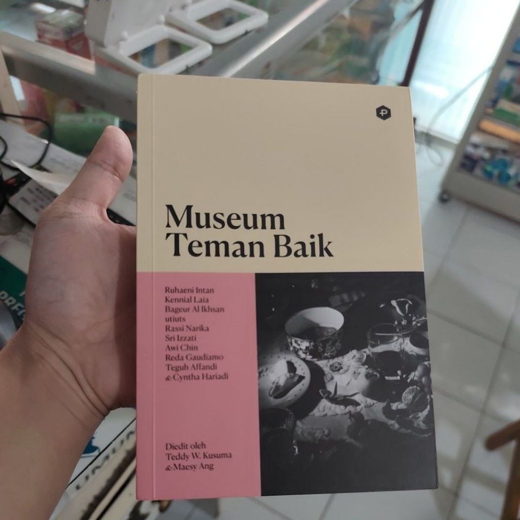 Pesanan khusus buku museum teman baik