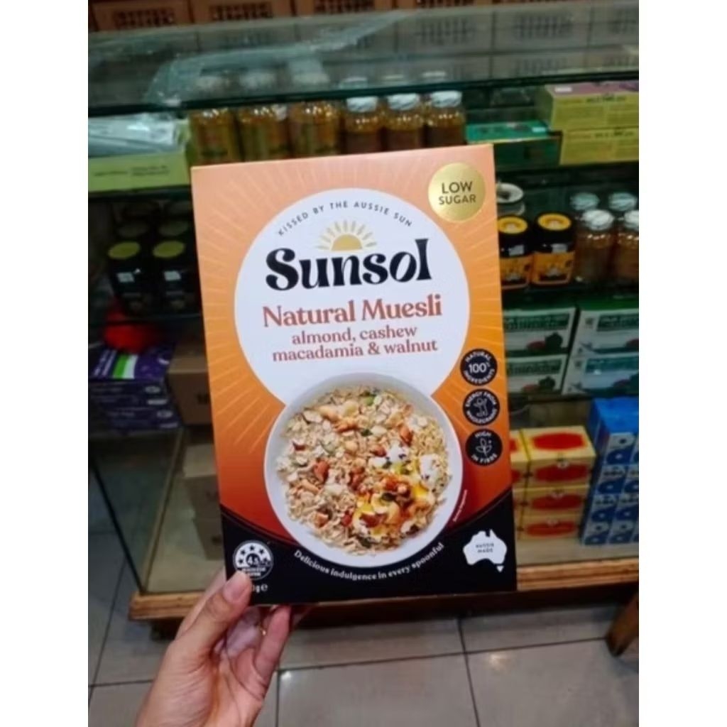 

sunsol natural muesli almond, cashew macadamia & walnut 500g sereal oat australia