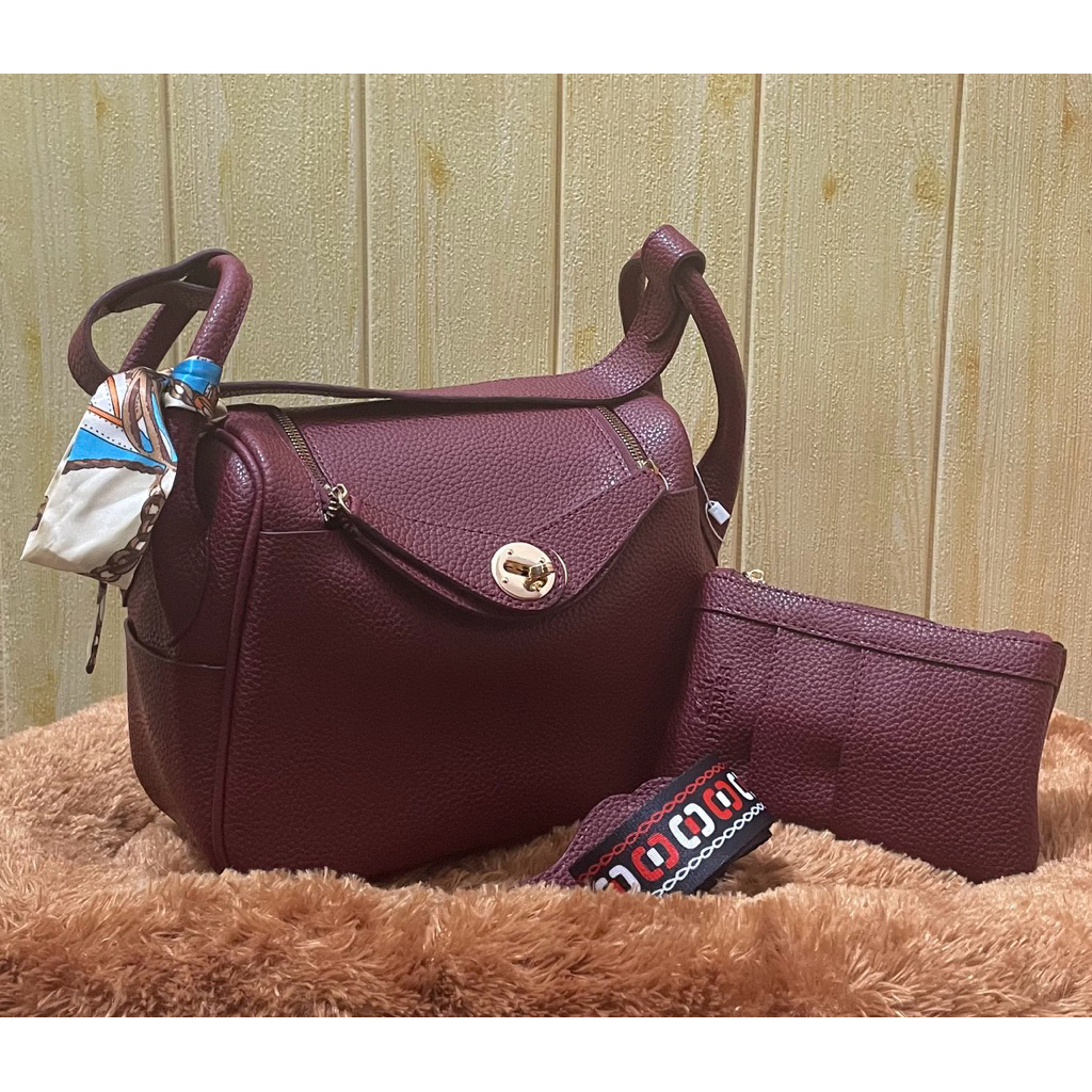 Tas Wanita Selempang Sling Bag Lindy 26cm