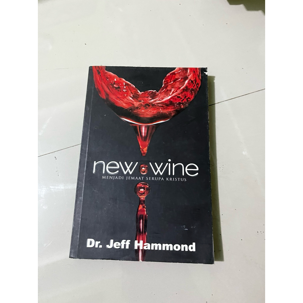 Buku New Wine - Menjadi Teman Serupa Kristus
