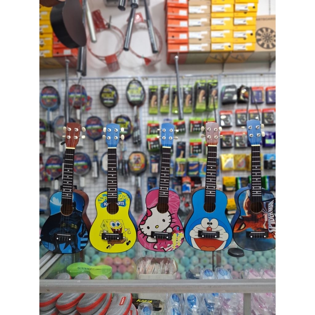 GITAR UKULELE SENAR 4 KARAKTER GAMBAR / GITAR KECIL GAMBAR SENAR 4