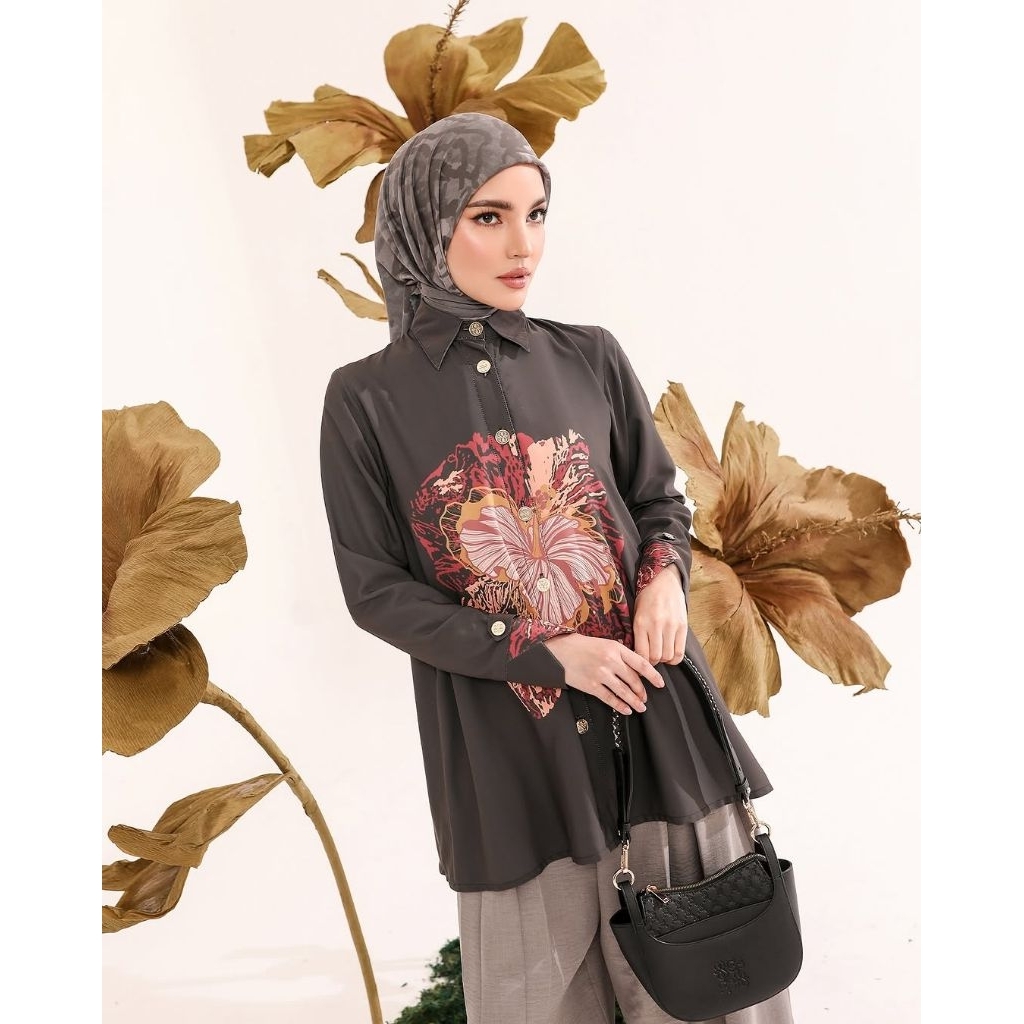Shi By Shireen Sungkar Jean Blouse
