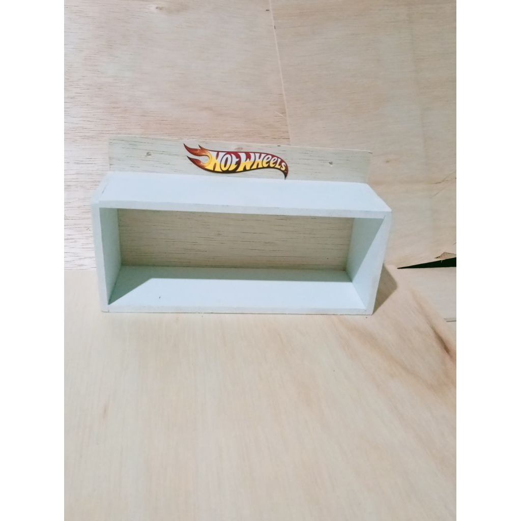 Rak hotwheels diecast 1:32/rak mobil hotwheels dinding