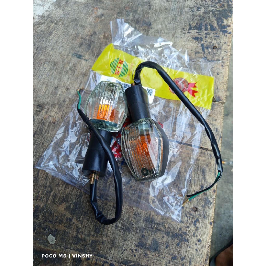 LAMPU SEN SEIN DEPAN / BELAKANG TIGER REVO,REVOLUTION  WINKER ( WIN )