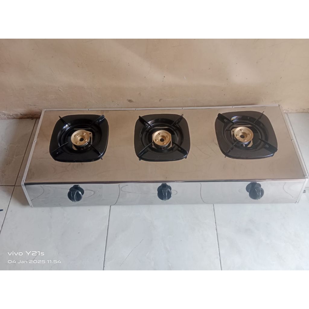 kompor 3 tungku serbaguna