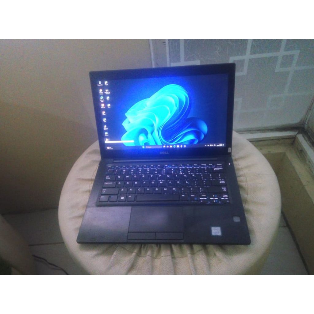 Dell Latitude 7280 core i5-7 Touchscreen