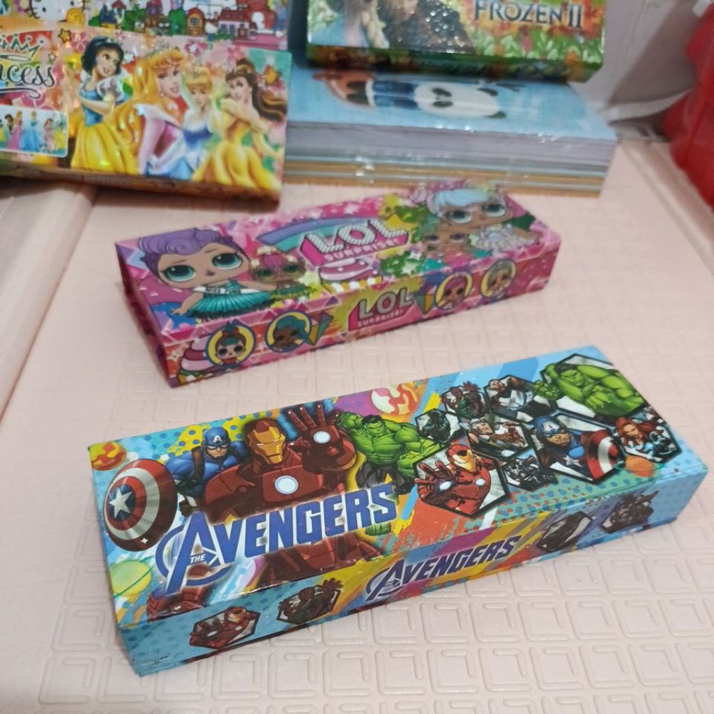 

Kotak Pencil Dus/Karton Motif Request Harga 1pcs Murah