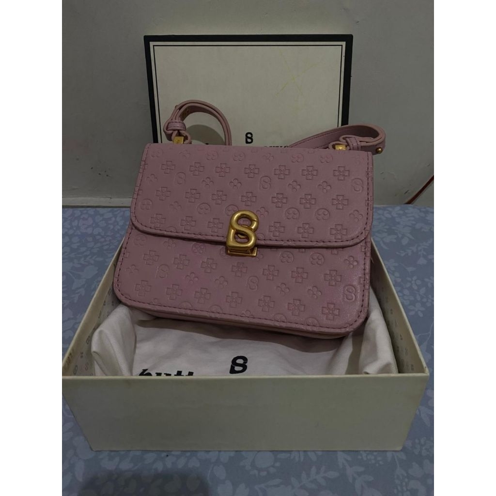 Tas Buttonscarves Audrey Monogram Pink bag