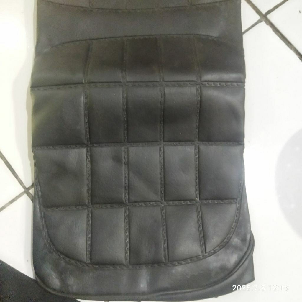 kulit sarung sarung jok yamaha Rx k 125 Rx k 135