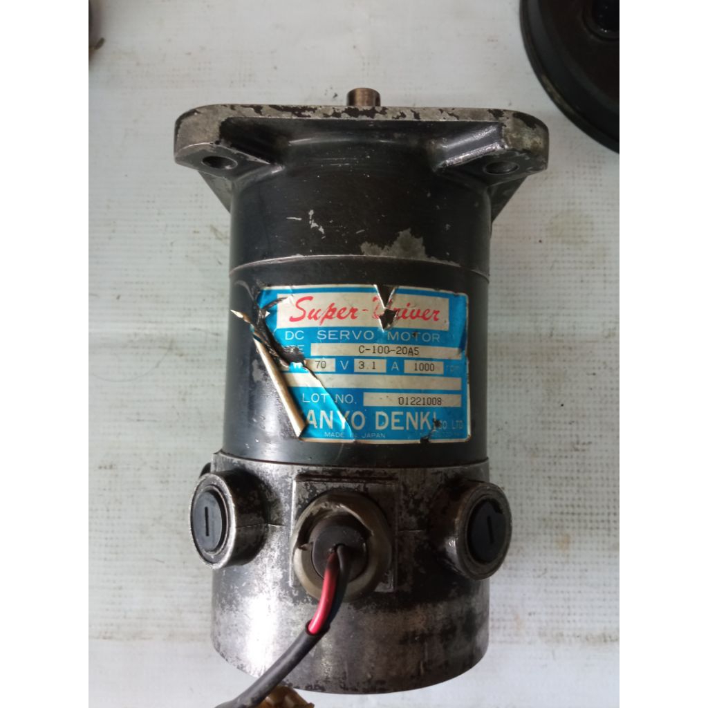 dinamo 70V DC magnet permanen