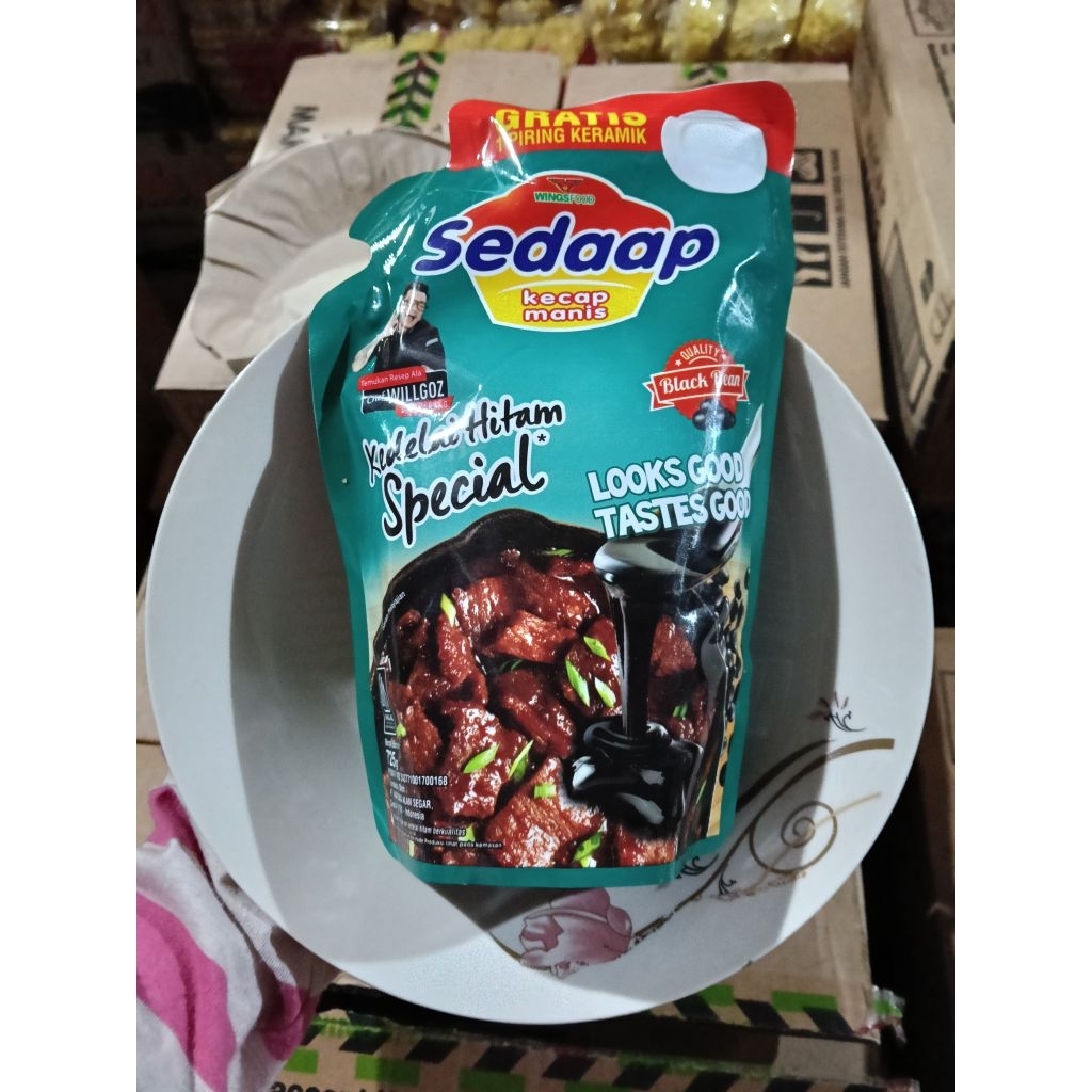 

Sedaap Kecap manis 725g free piring/Kecap manis/Sedaap