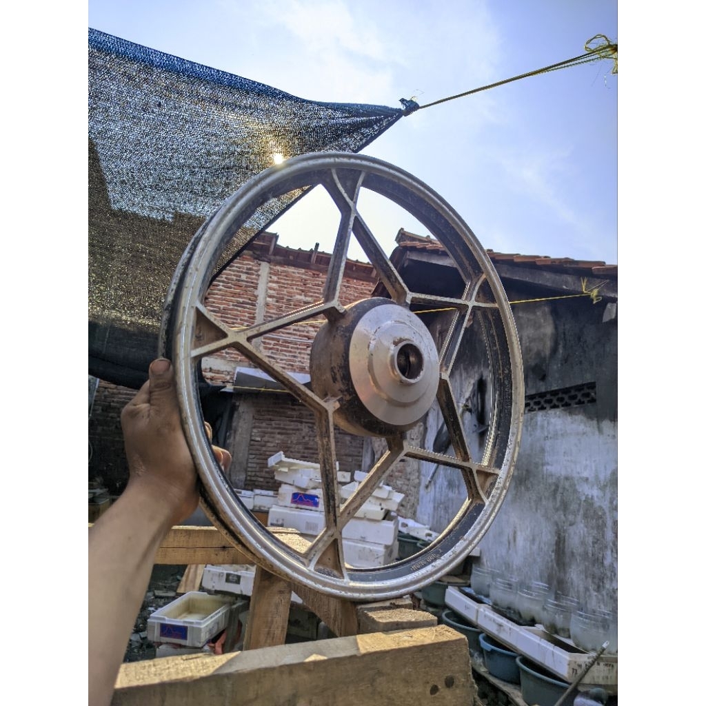 velg Depan palang bintang model mitsuyo Ring 18 Merek Hongdu