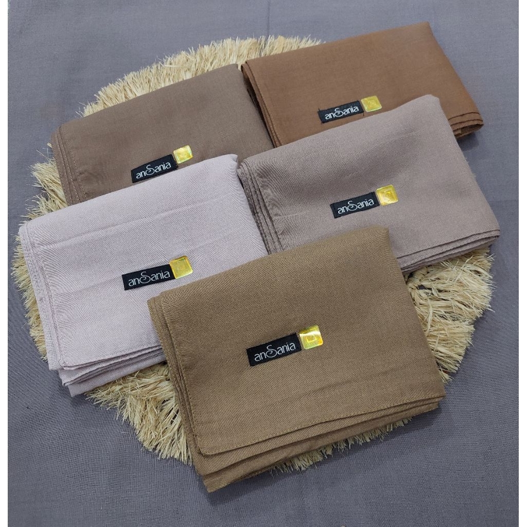 Jilbab Segi Empat Saudia Basic // Hijab Segi Empat Saudia Basic  // Kerudung Segi Empat Saudia Jahit