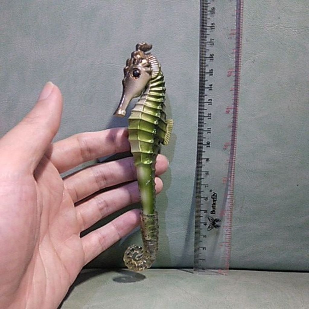 

MiraclaDreams Original Seahorse Dragon Pen