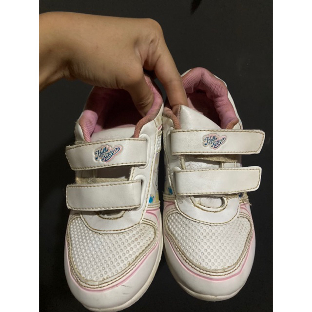 Sepatu Kets Anak Perempuan (PRELOVED)