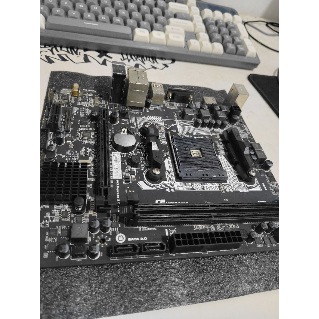 Mobo Colorful A.320M-K PRO AM4