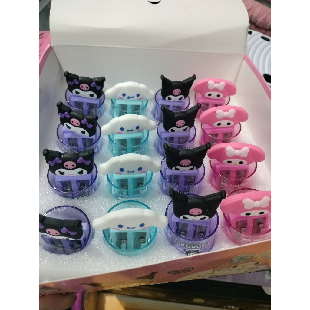 

RAUTAN 2 LUBANG SANRIO 1pcs