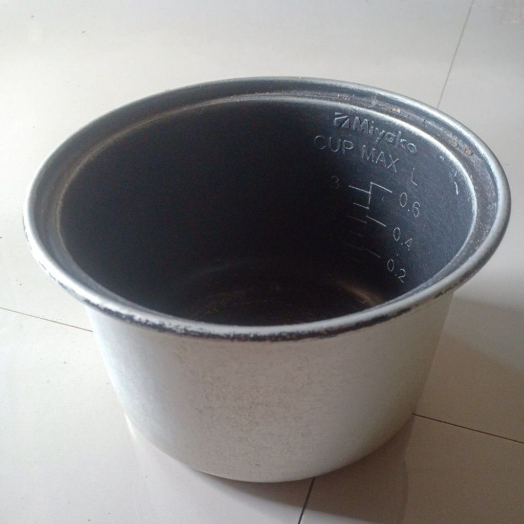 Majicom miyako MCM 606 ukuran 0,6 liter anti lengket