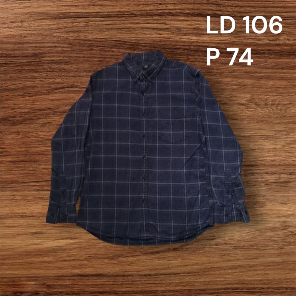 KEMEJA SECOND UNIQLO
