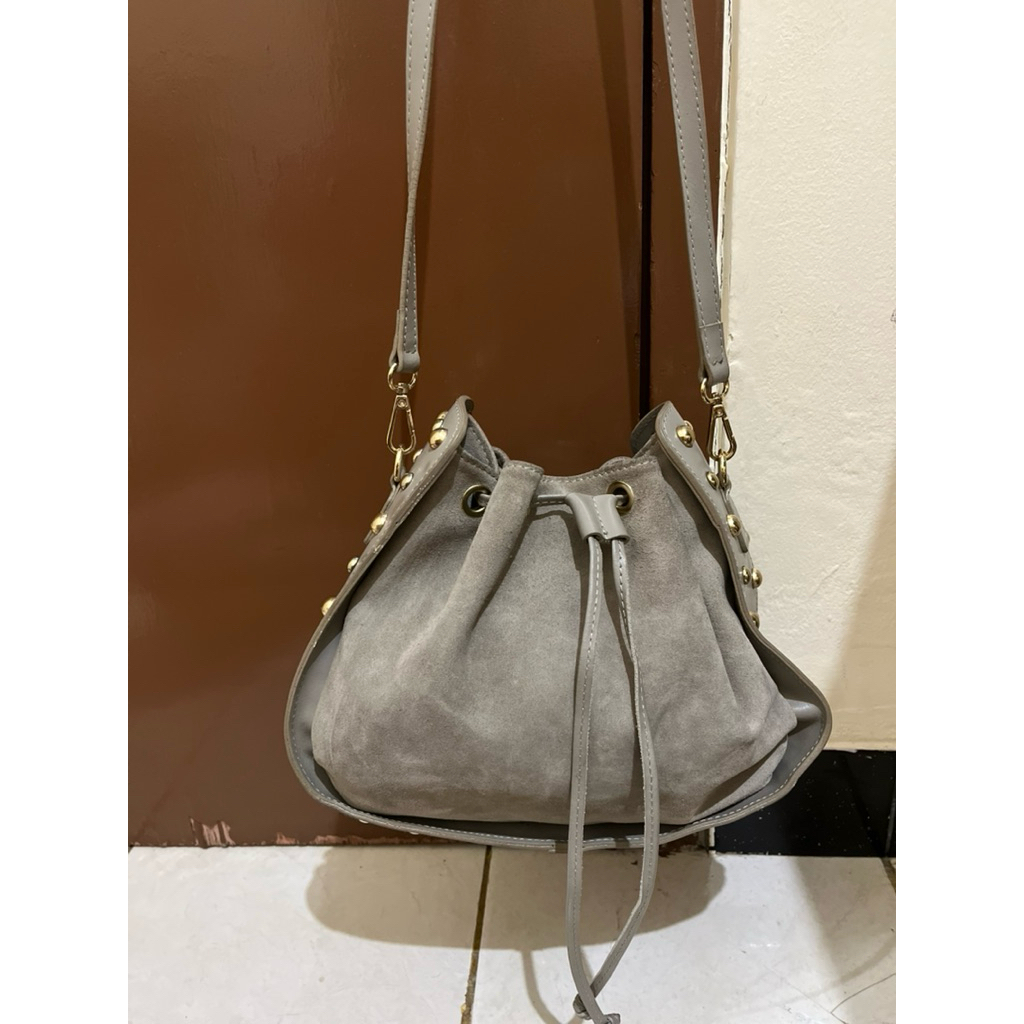 Tas Preloved Bucket Bag Tas Serut Kulit Asli Mix Suede Simons