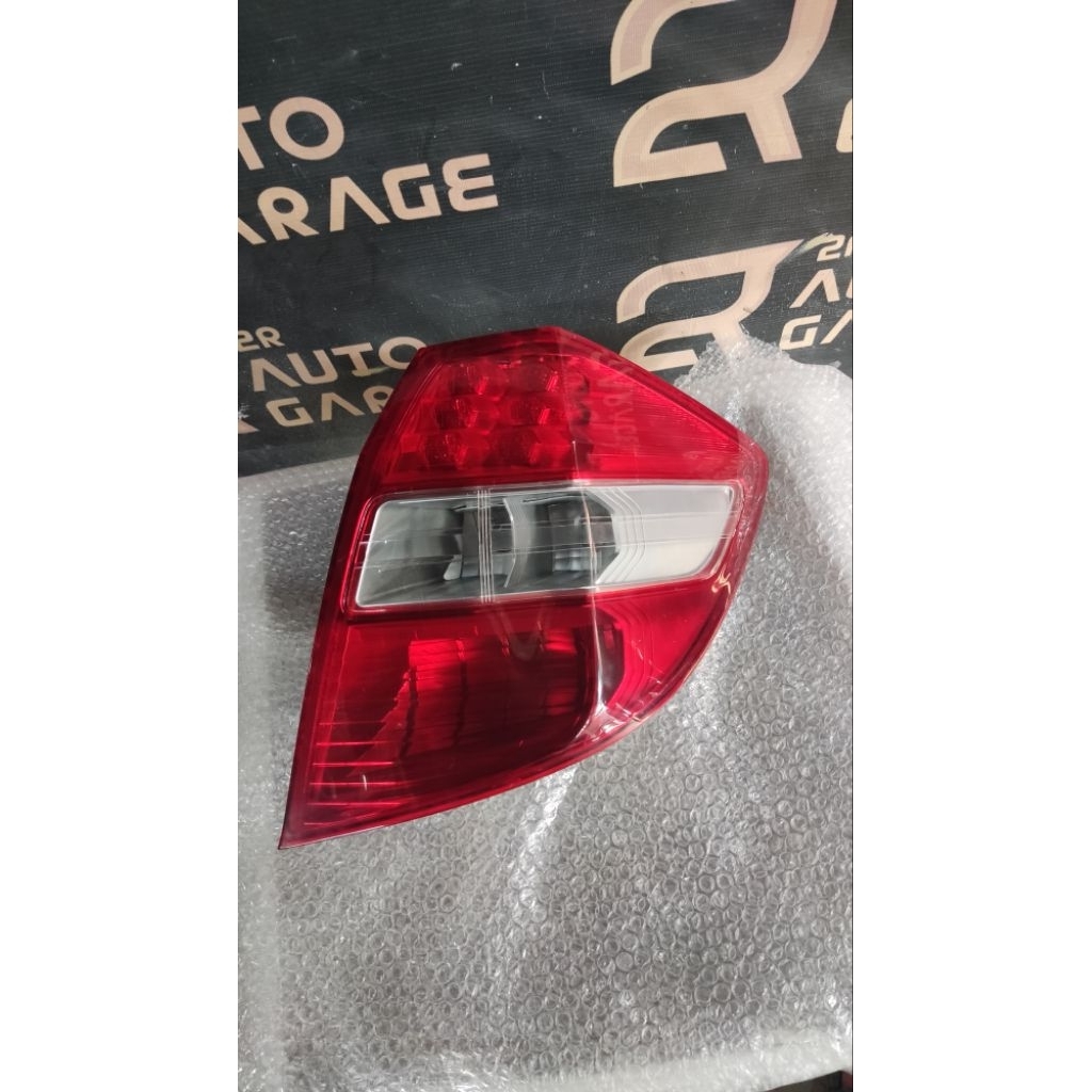 Stoplamp honda jazz GE8 2011 2012 kanan ORI copotan