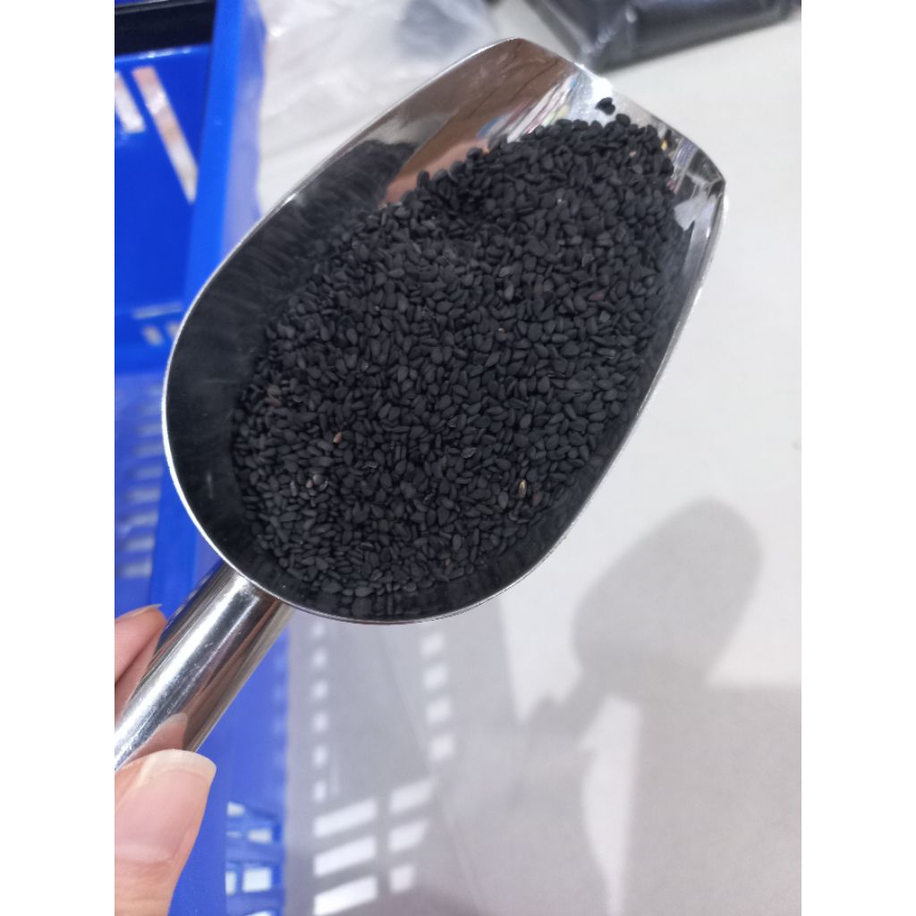 

BIJI WIJEN HITAM 100 GR RE-PACK