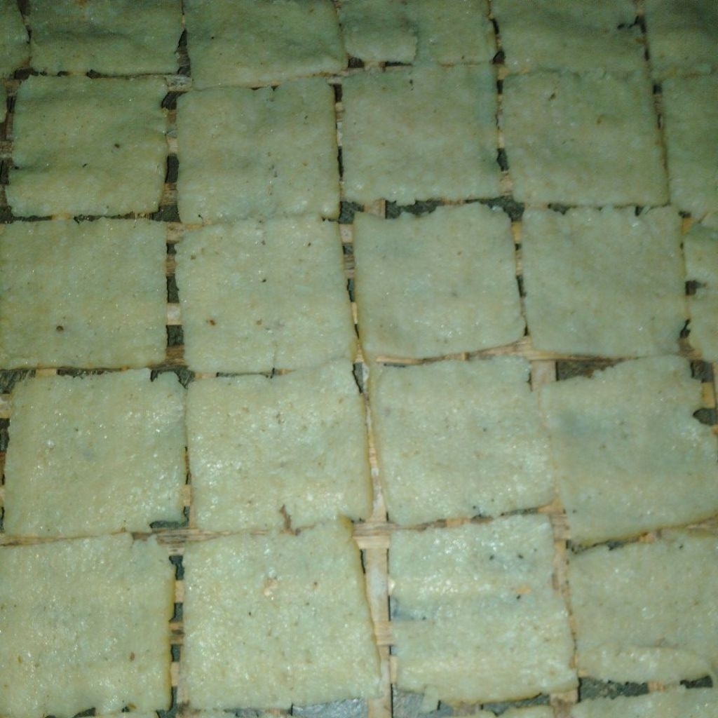 

Kripik/krupuk gendar