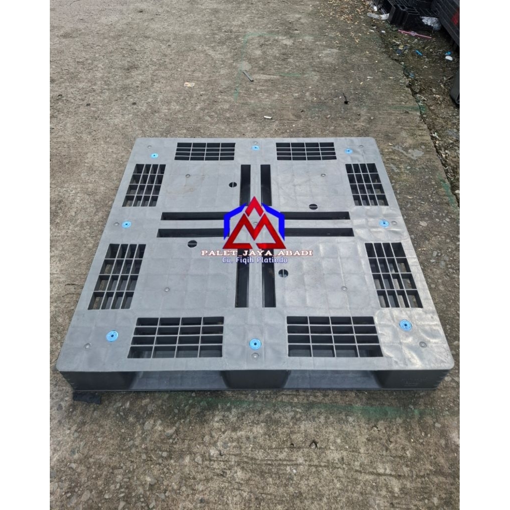 

Palet plastik (wajid) bekas berkualitas Uk 110x110x15cm