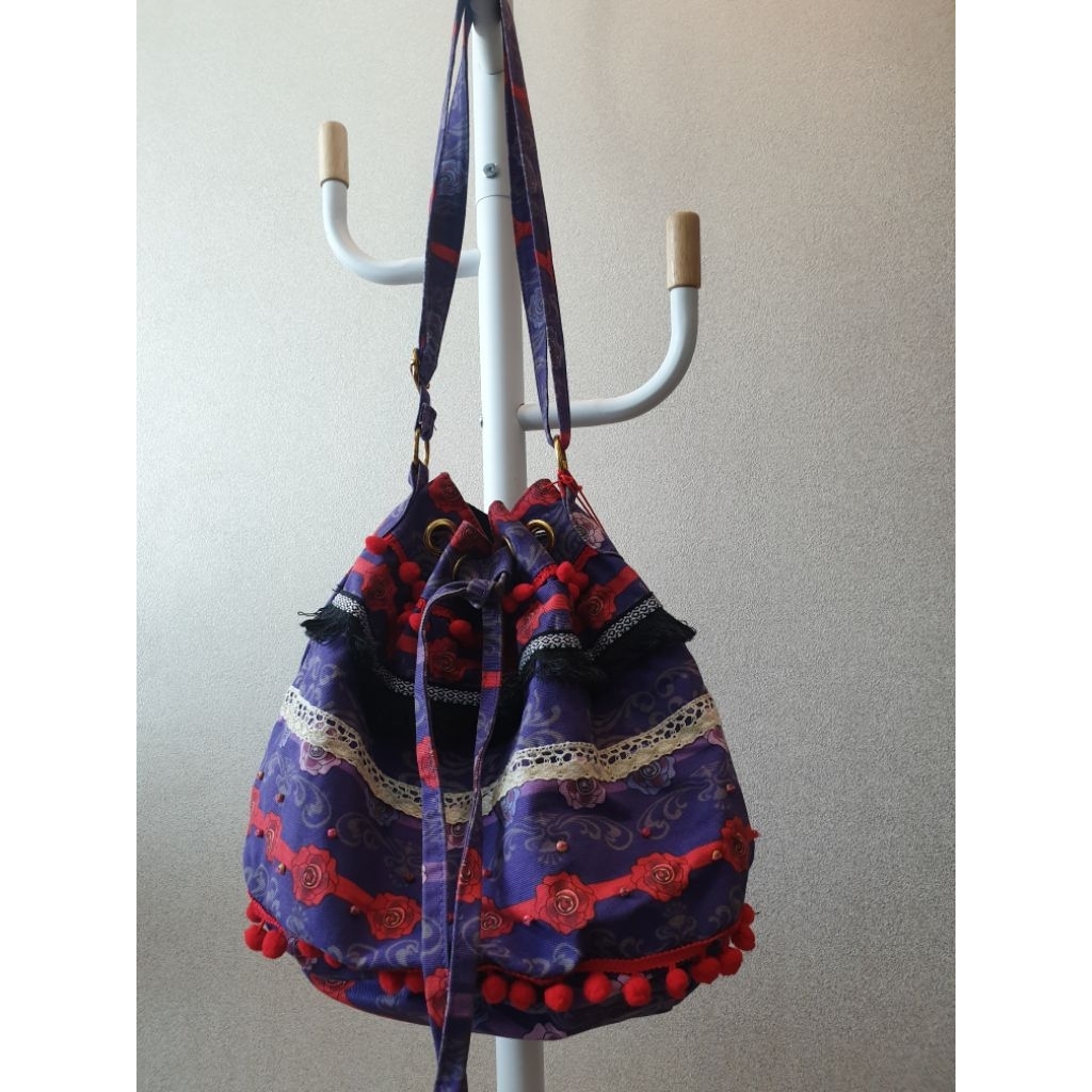 Anna Sui Sling Bag | Original | Preloved