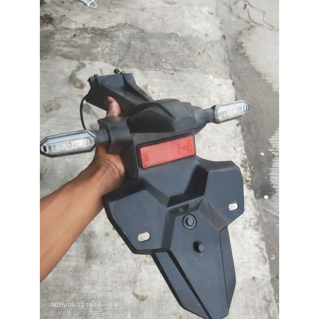 spakbor belakang CBR150 R facelift slebor belakang cbr facelift original