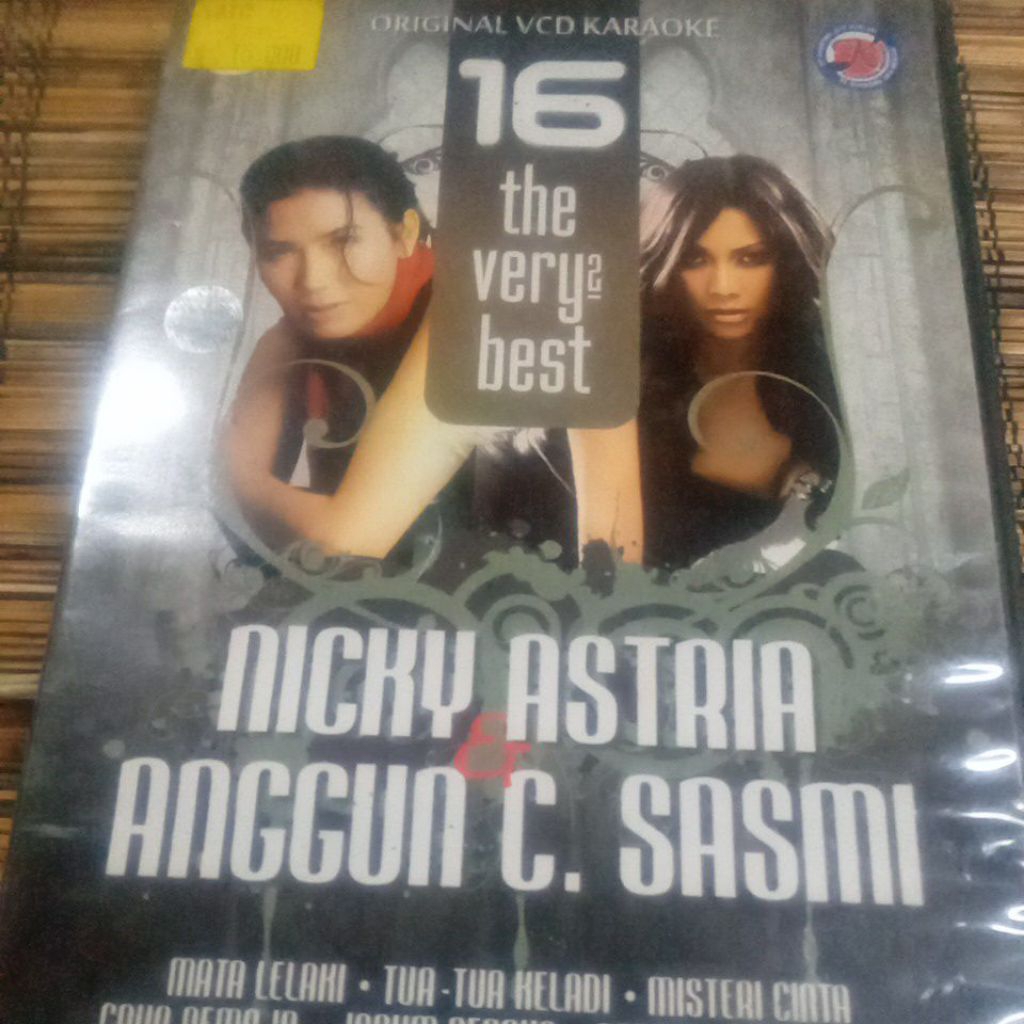 VCD NICKY ASTRIA ANGGUN C SASMI KB096