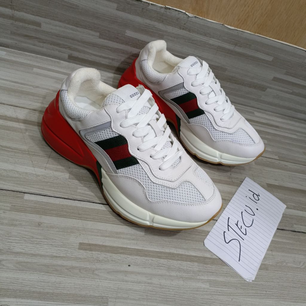 sepatu pria sneaker putih sepatu cowok
