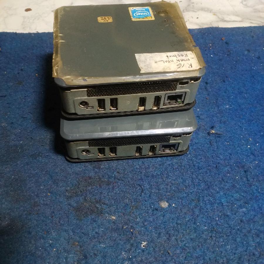 2 unit pc mini intel nuc DCCP847DYE tinggal mesin dan casing aja kondisi rusak mesin blm servis apa 