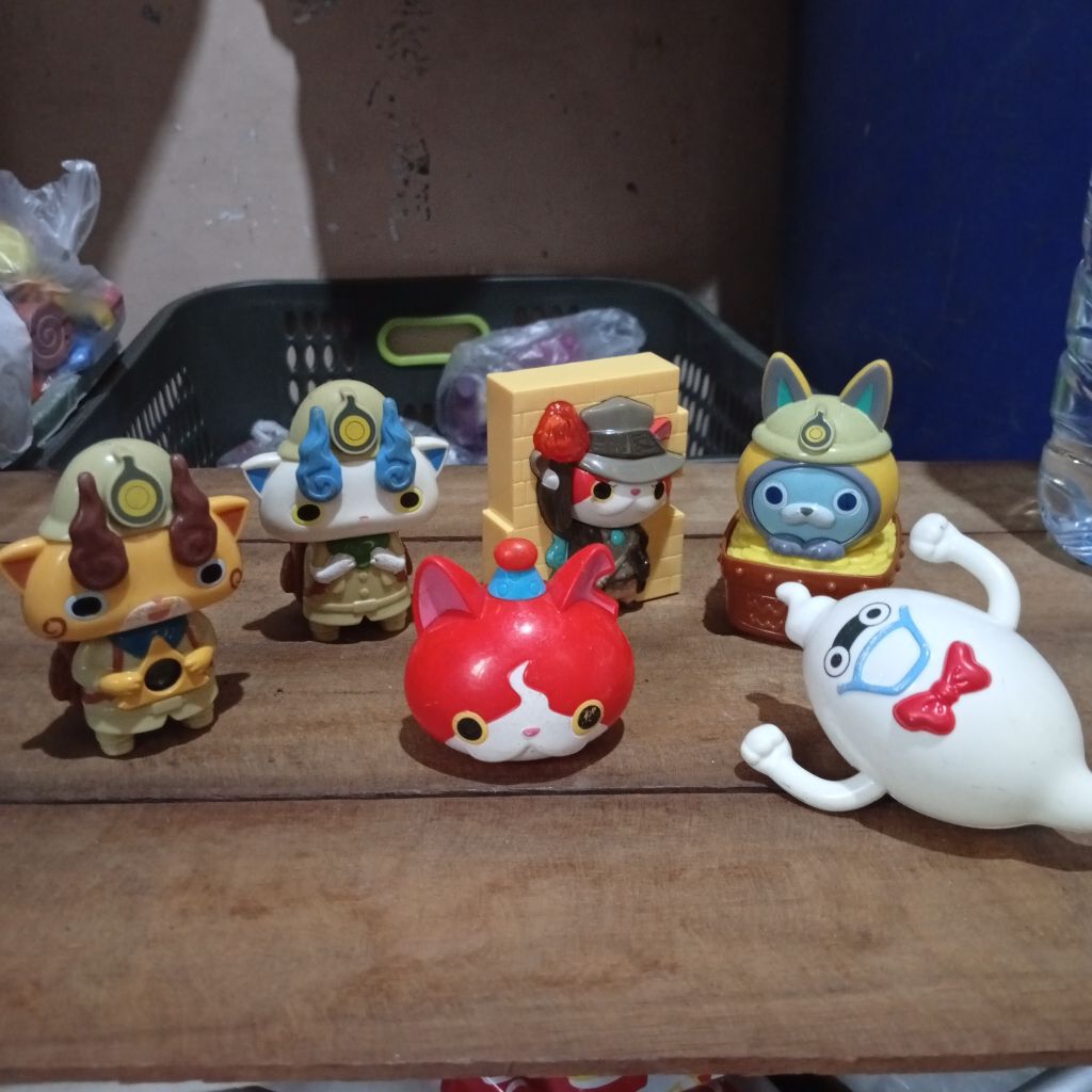 happy meal toys yokai watch full set