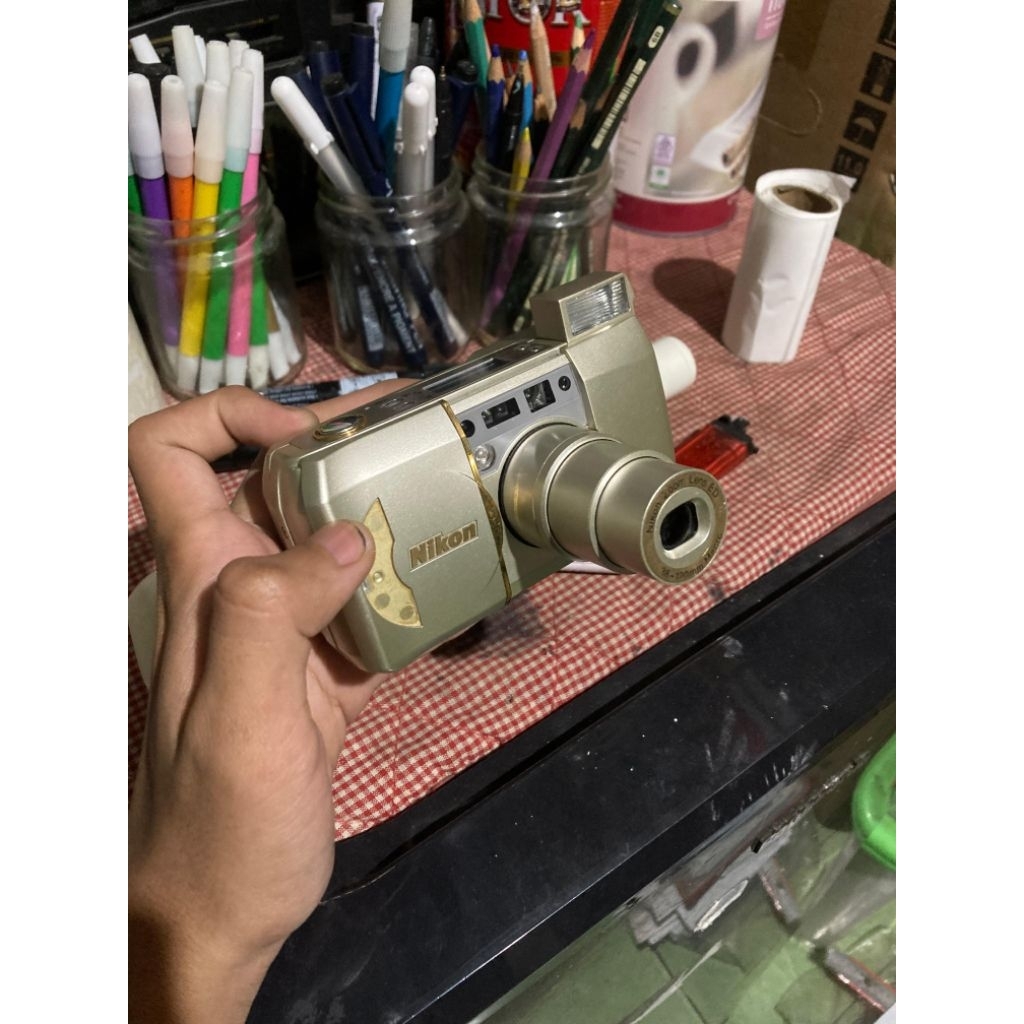 Kamera analog nikon touch lite zoom 120 ED