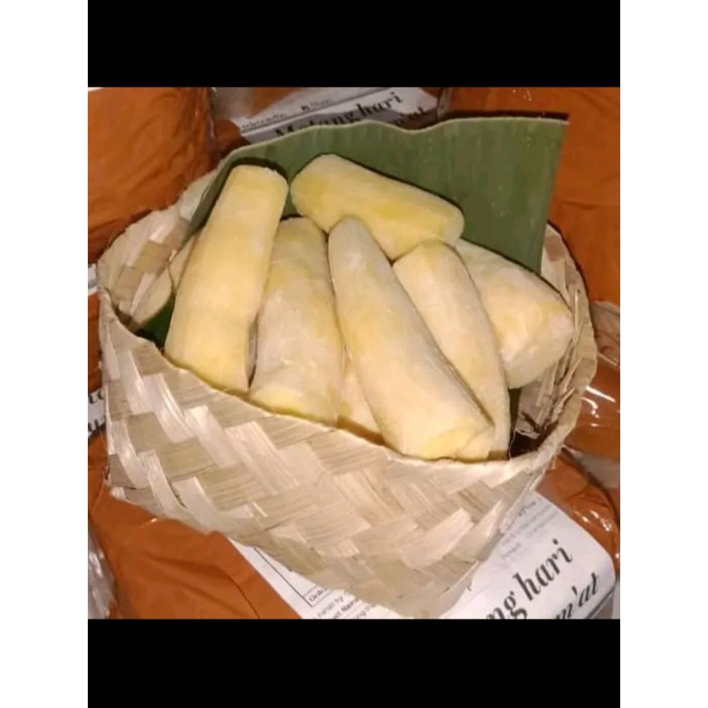 

TAPE SINGKONG MENTEGA 1-KG KEMASAN (BESEK BAMBU)