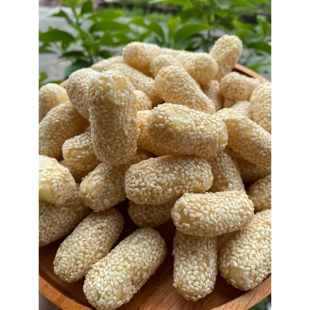 

Manco Wijen Putih / Kue Manco Wijen Snack Cemilan Wijen Putih Enak dan Renyah 250gr-500gr(MANCO PUTIH)