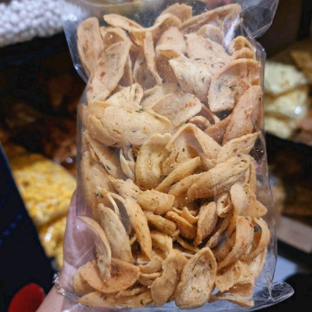 

MAKRIN SELEDRI 250GR ORIGINAL PEDAS GURIH RENYAH ENAK MAKANAN SNACK CEMILAN