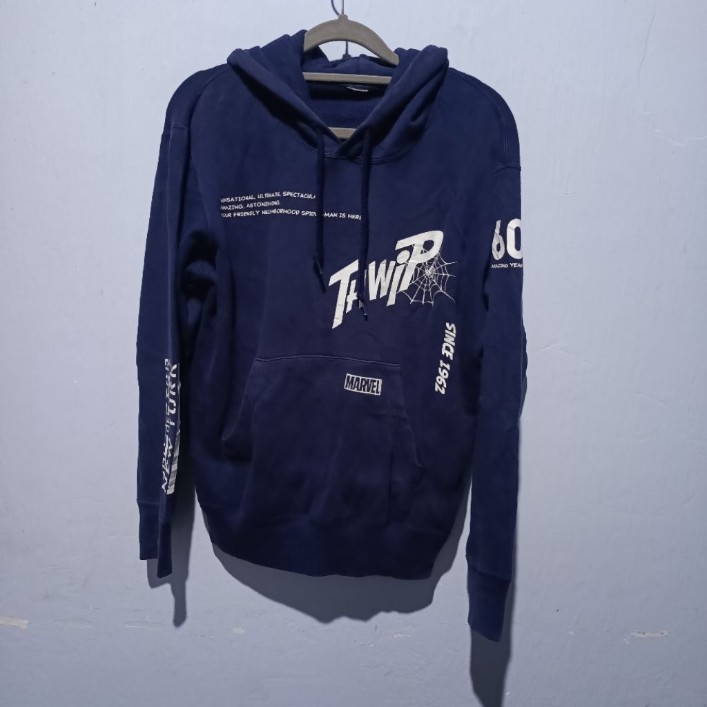Hoodie Uniqlo X Marvel Second