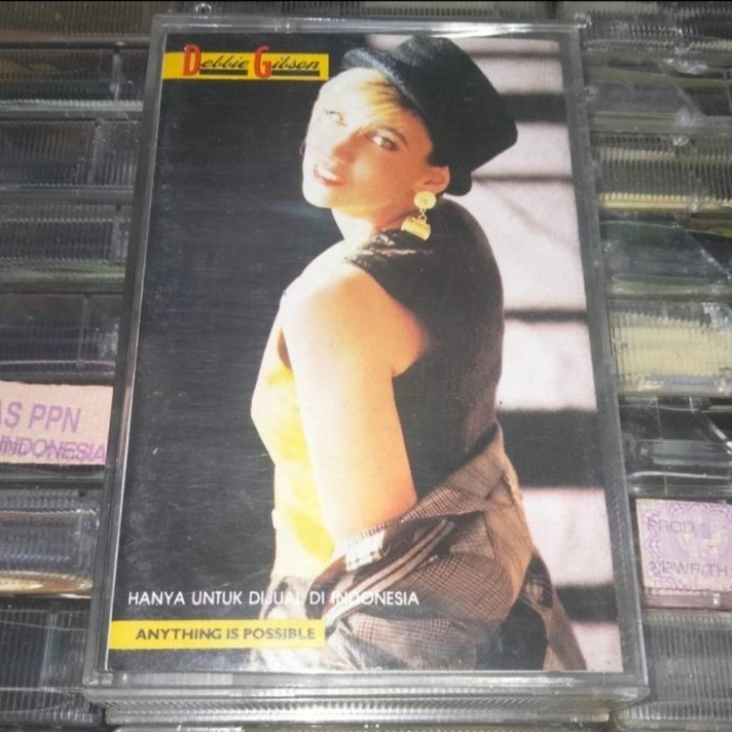 Kaset Debbie Gibson Anything is possible